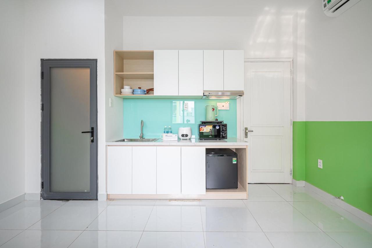 Cozrum Homes - Coraline House ホーチミン市 エクステリア 写真