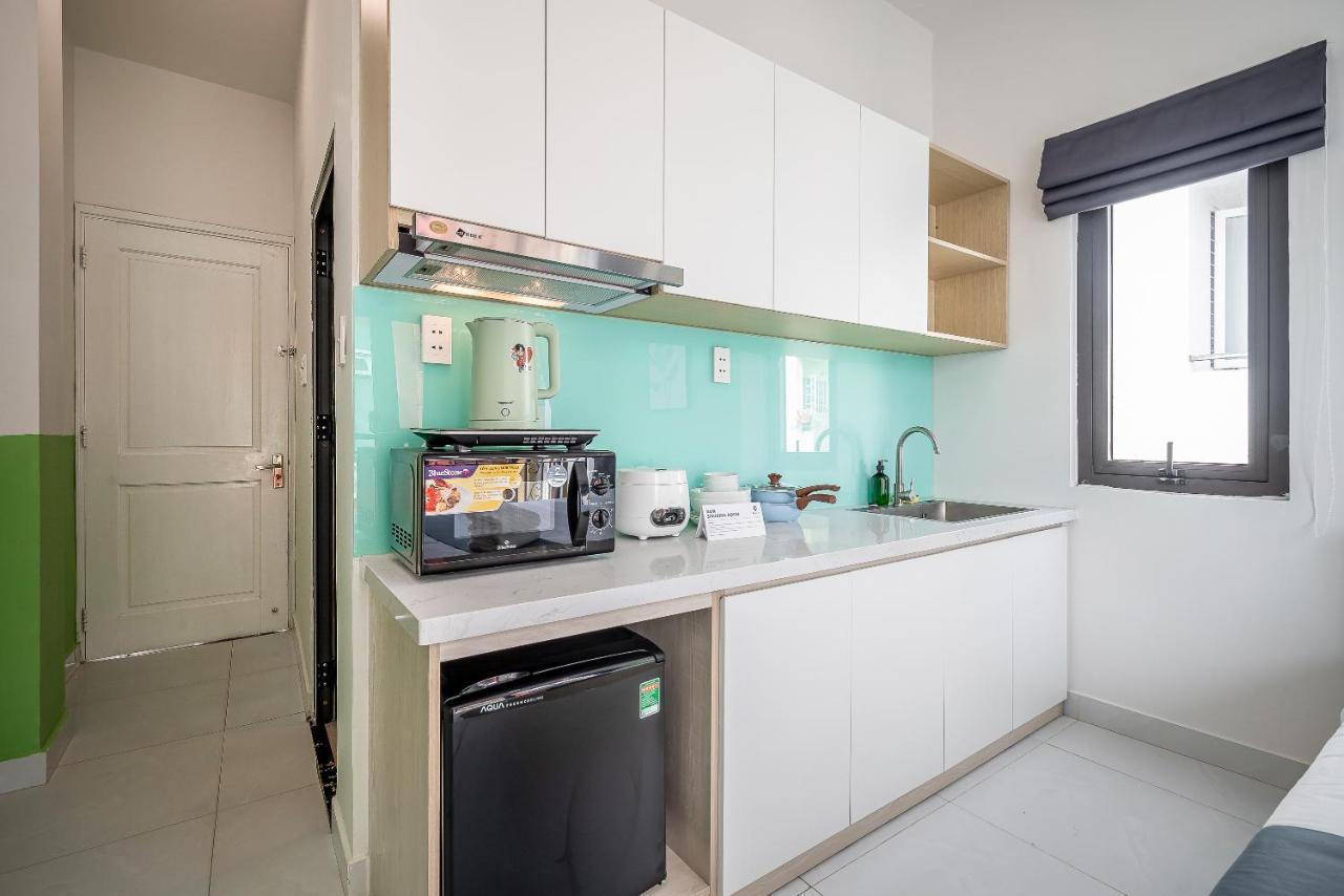 Cozrum Homes - Coraline House ホーチミン市 エクステリア 写真