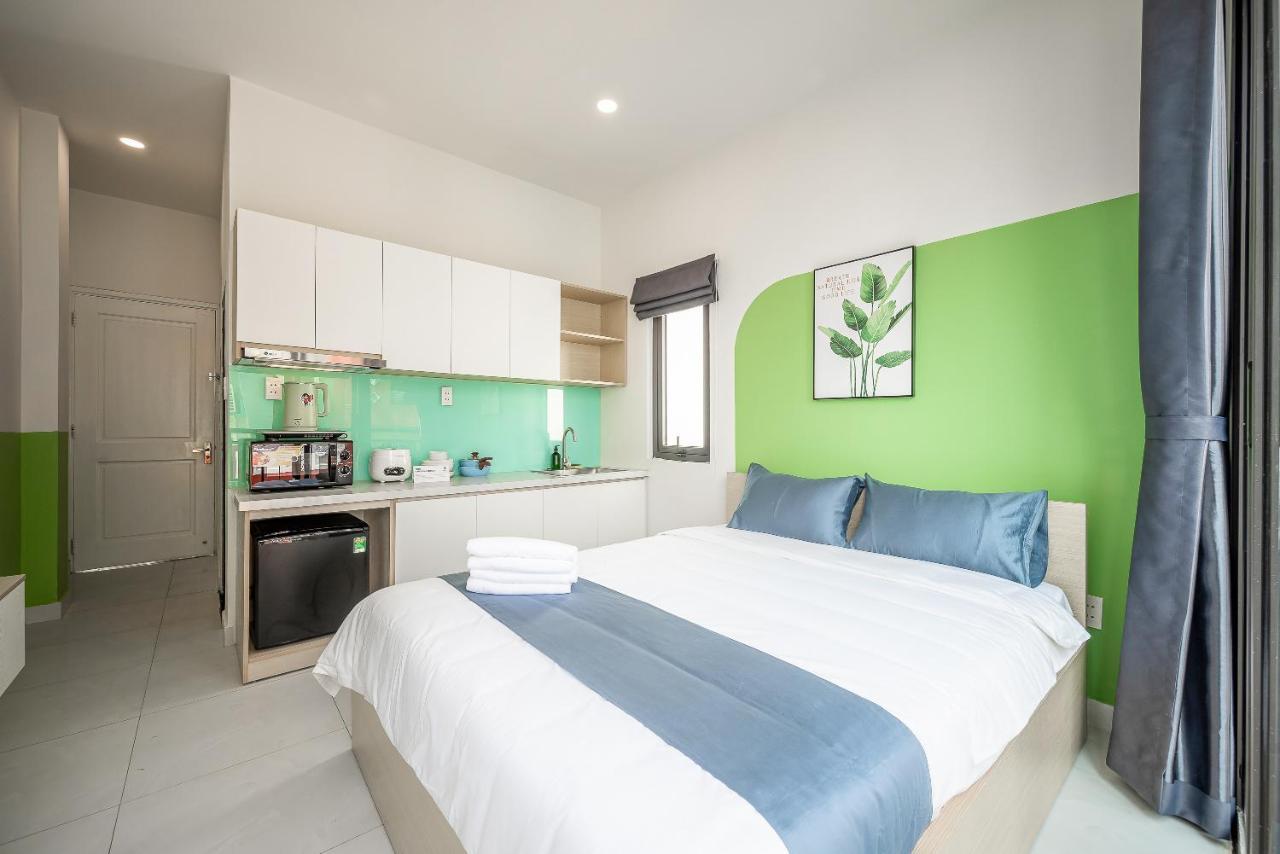 Cozrum Homes - Coraline House ホーチミン市 エクステリア 写真