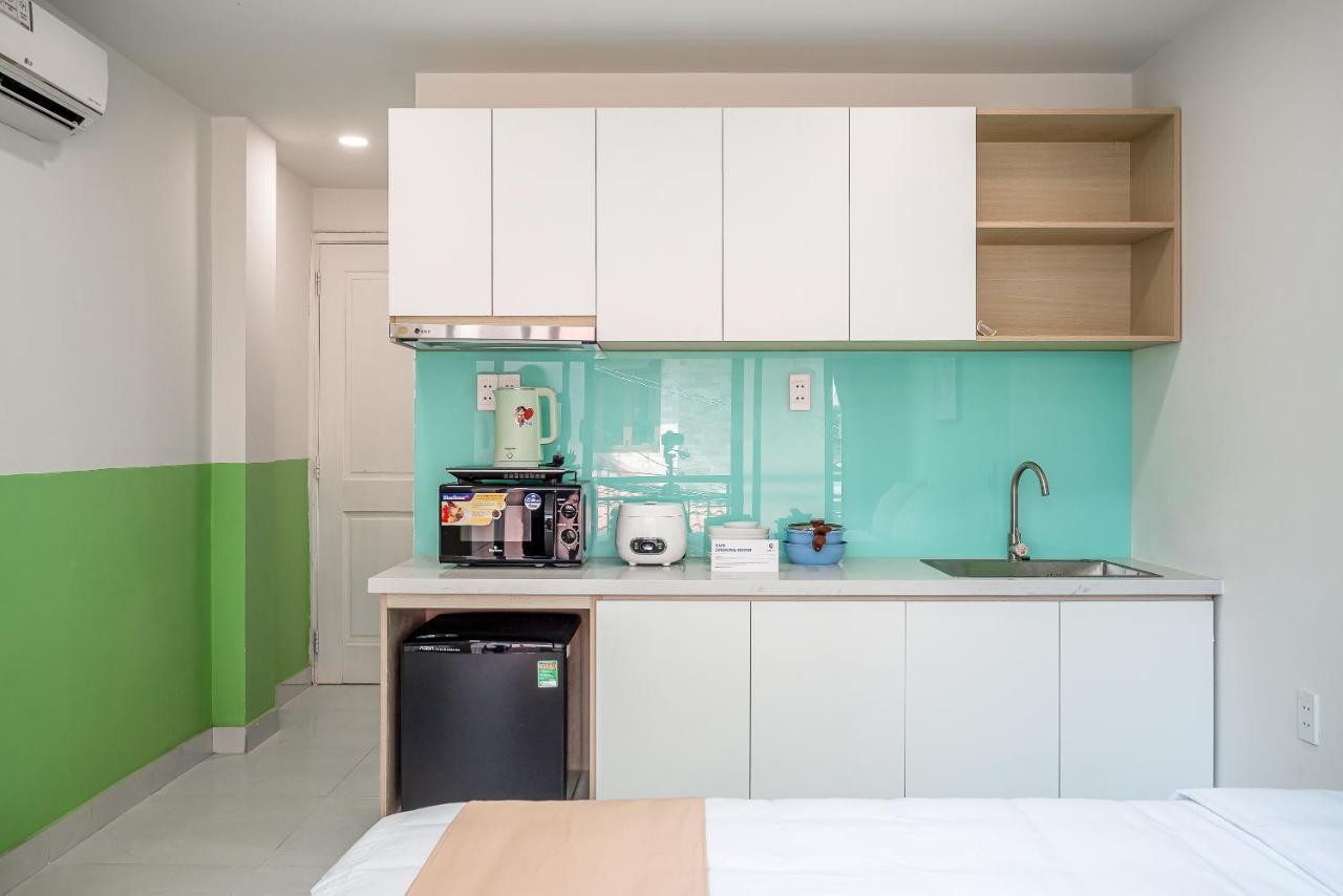 Cozrum Homes - Coraline House ホーチミン市 エクステリア 写真