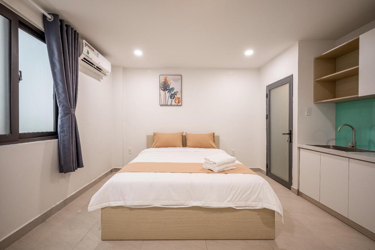 Cozrum Homes - Coraline House ホーチミン市 エクステリア 写真